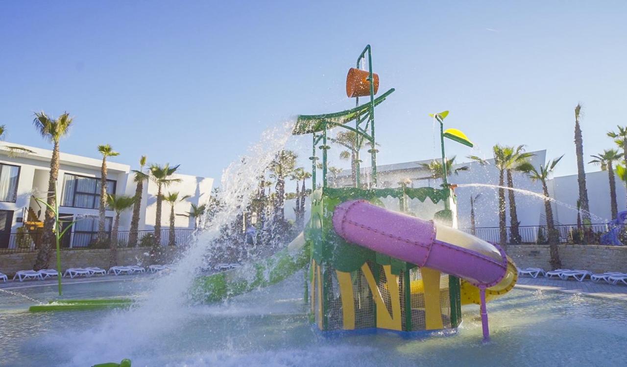 Alannia Salou Hotel Exterior foto